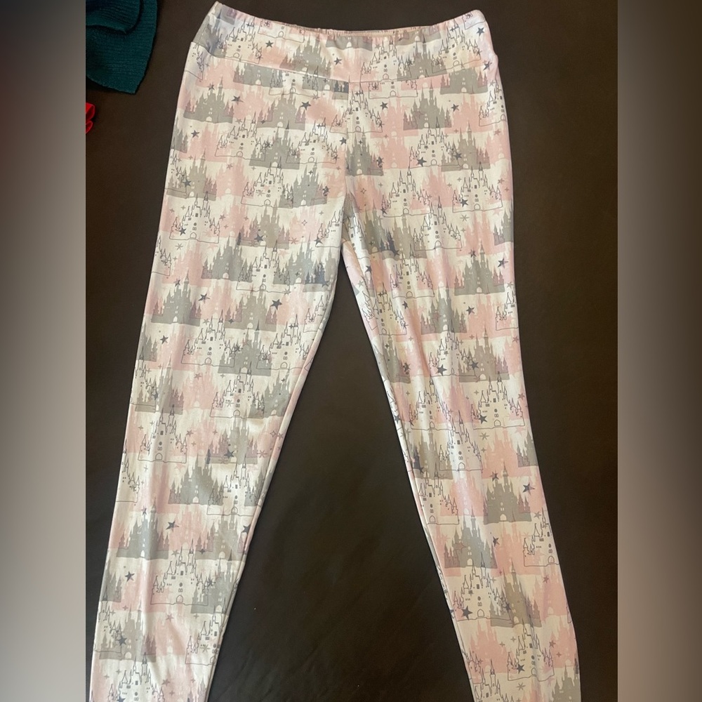 Disney parks Cinderella’s castle leggings